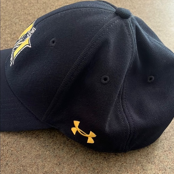 Under Armour Black and Yellow Murray State ball cap - Picture 2 of 7